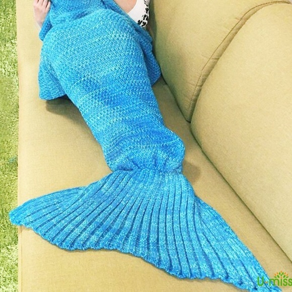 Accessories - NEW Blanket mermaid tail!